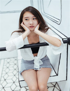 《小莹的奶水》