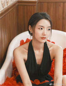 《中文字幕乳桑田授乳  电影》