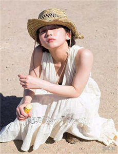 《调教玩弄奶头乳夹开乳振动器》