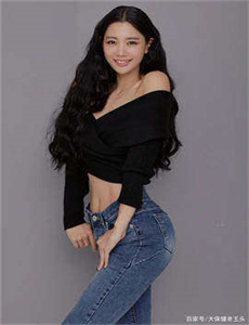 《雾岛奈美津》