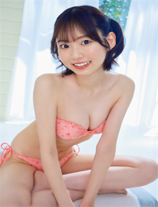 《亚洲 欧美 自拍 制服 另类图片》