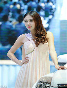 《坂田美影》