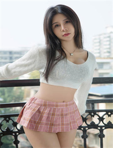 《啦啦啦在线观看免费高清中文》